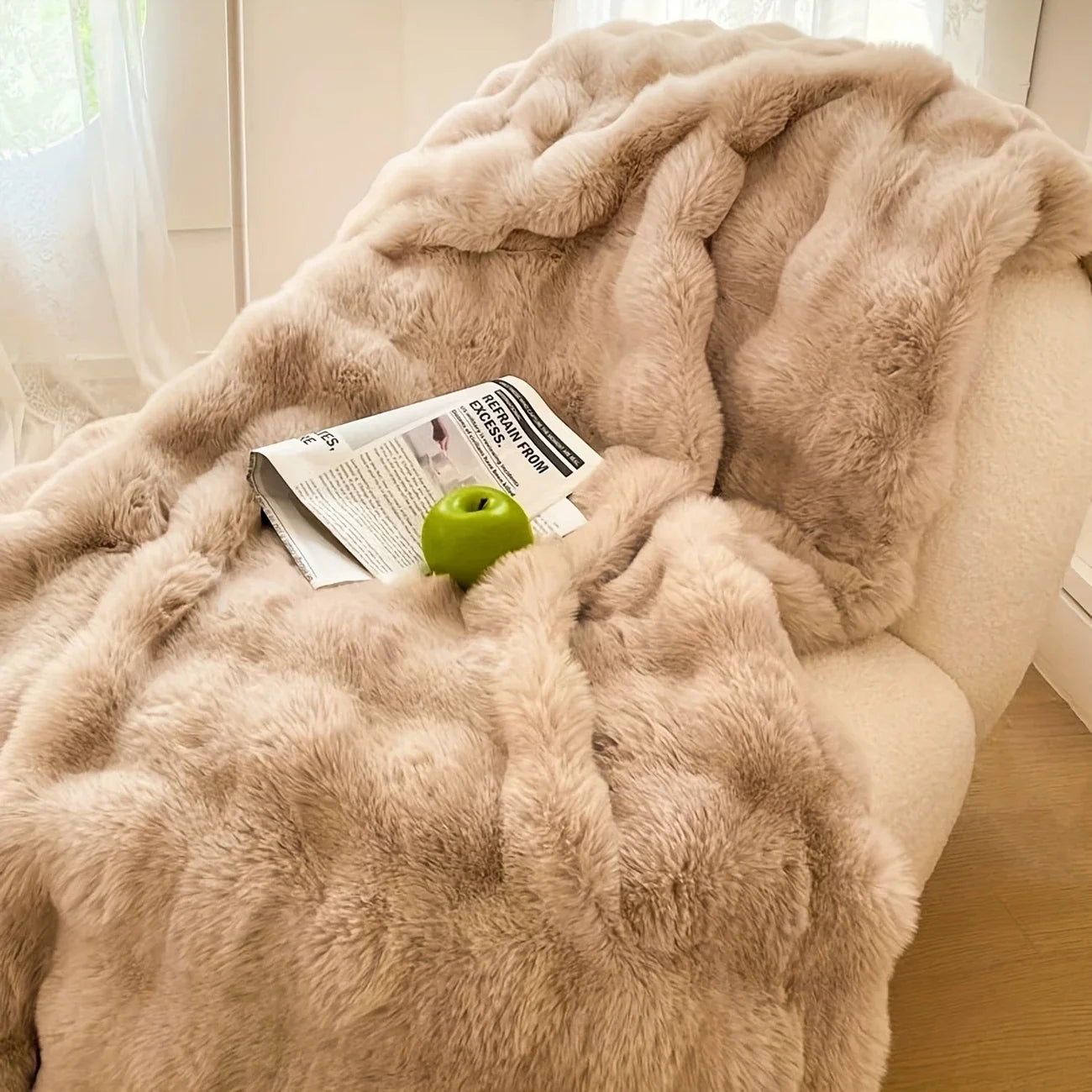 Velvéra™ LumiLuxe™ Faux Rabbit Fleece Blanket — Infinite Softness, Effortless Elegance
