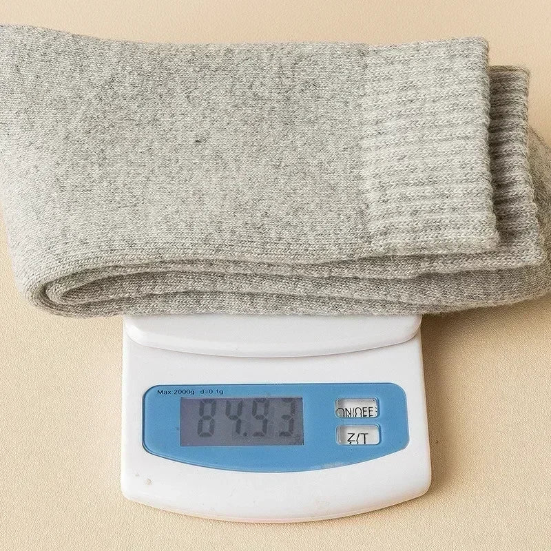 🧦 Cozeva™ — The Warmth You Can Feel in Every Step