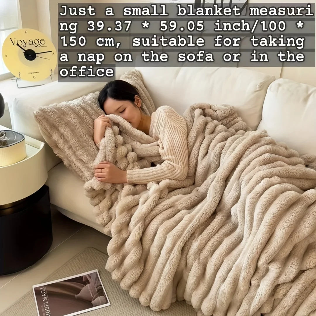 Velvéra™ — Ultra-Soft Winter Fur Blanket